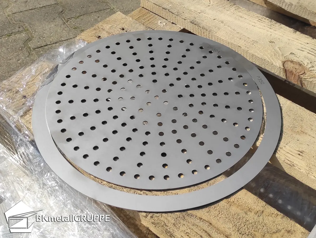 Laserové řezání nerezové oceli